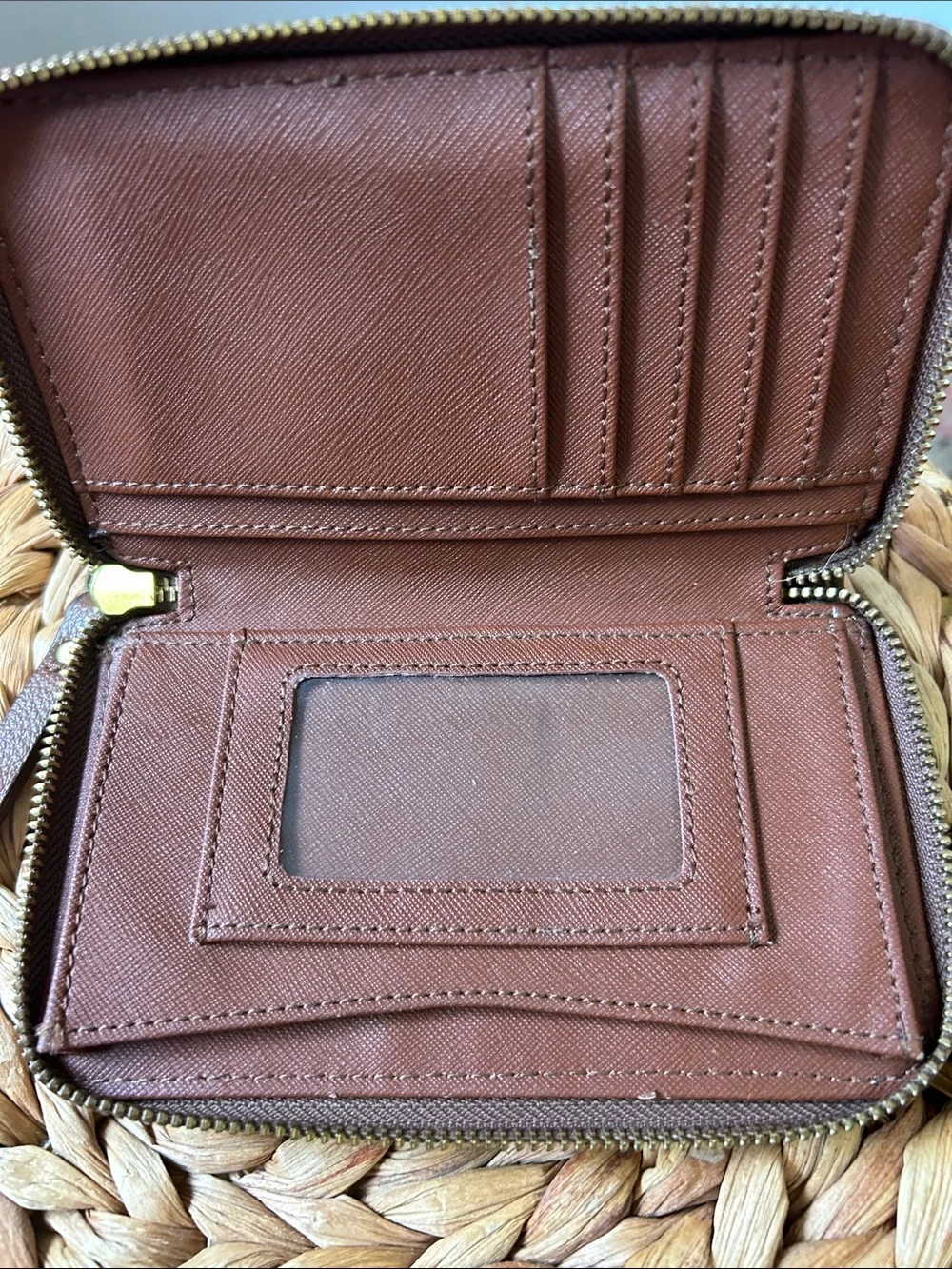 Fossil Brown Pebbled Leather Wristlet
